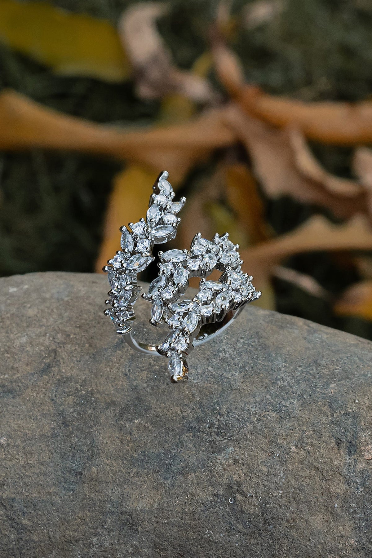 Zircons Cubic Rings Volume-01-OLJ 051-Silver