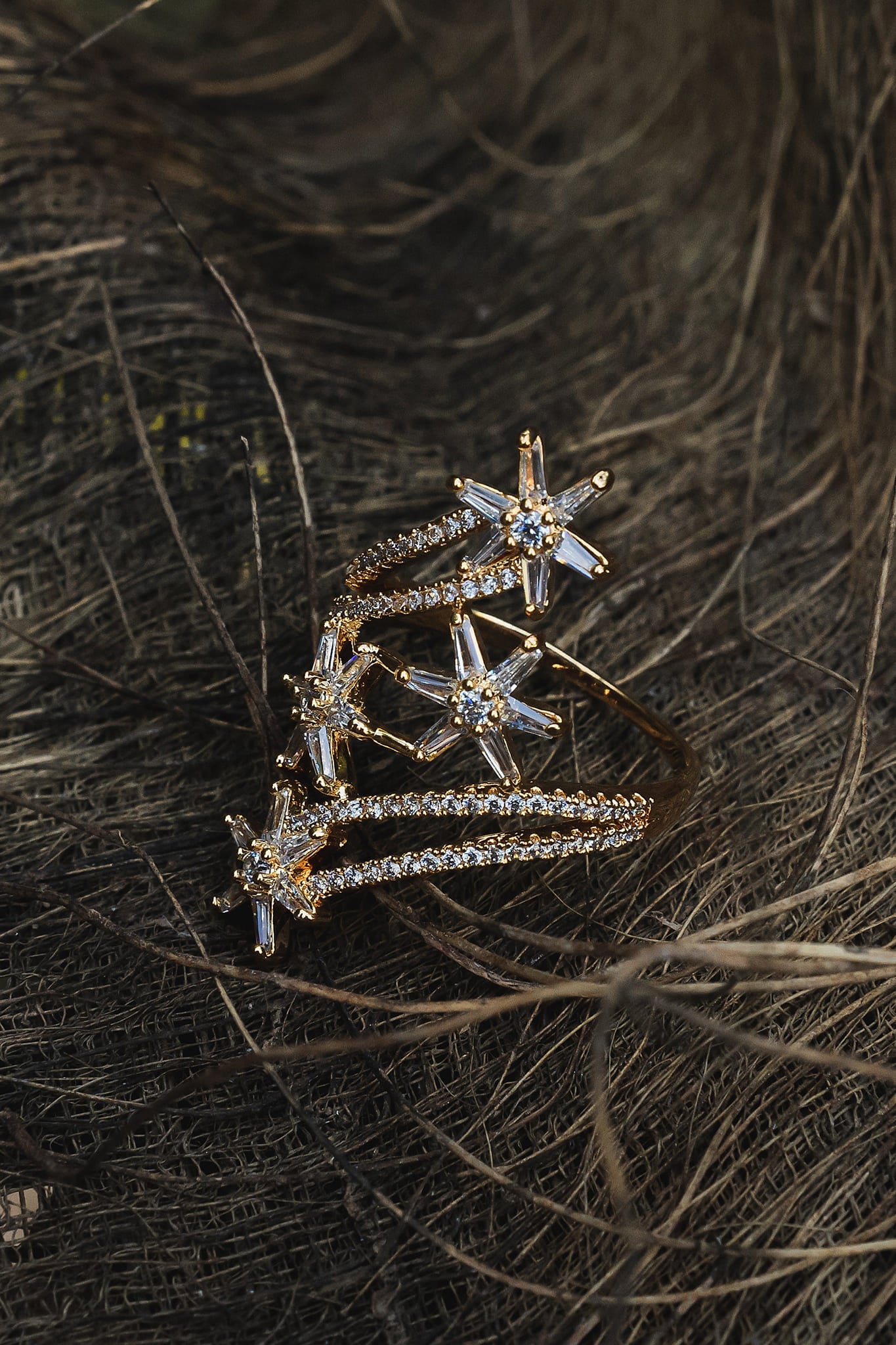 Zircons Cubic Rings Volume-01-OLJ 053-Golden