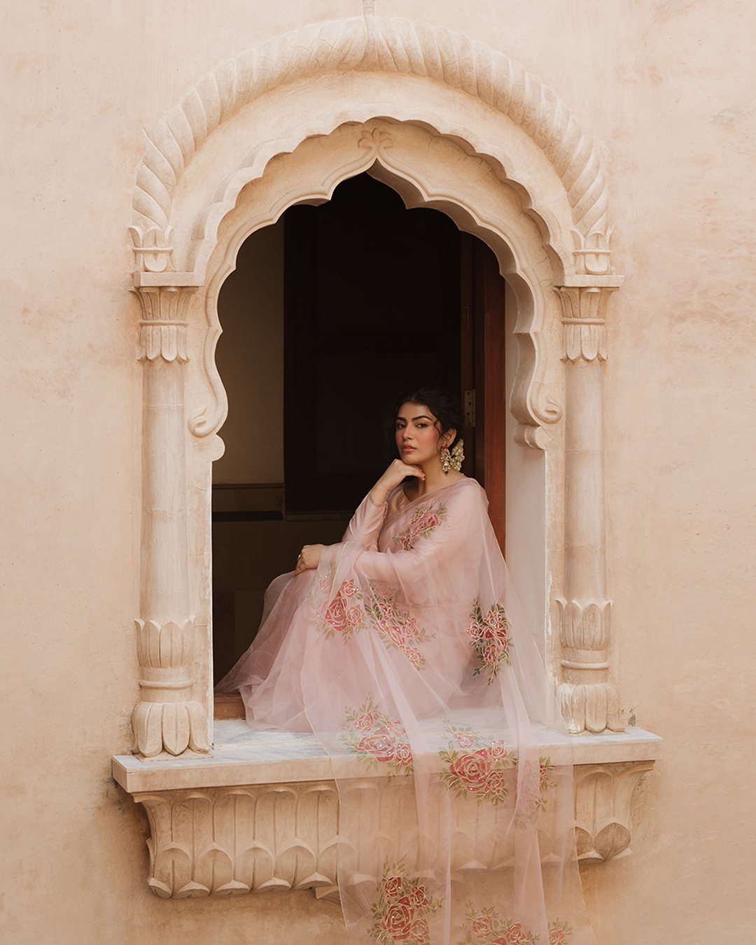 Purane Darwaze By Pashma Khan Stitched Formals Collection'2025-Wafa