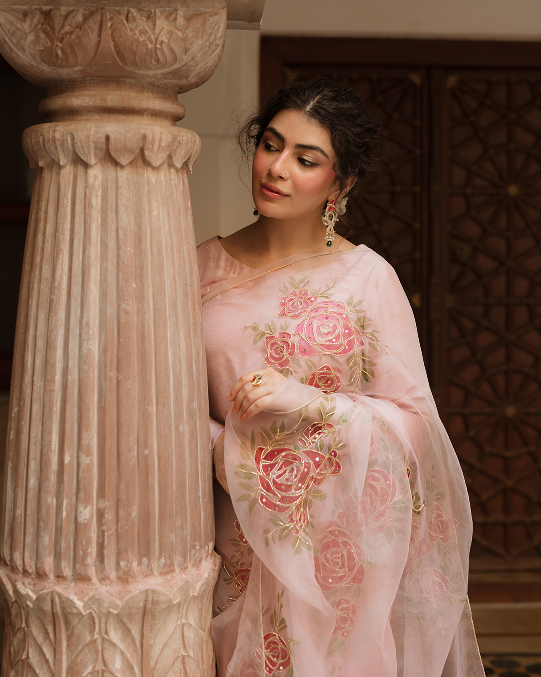 Purane Darwaze By Pashma Khan Stitched Formals Collection'2025-Wafa
