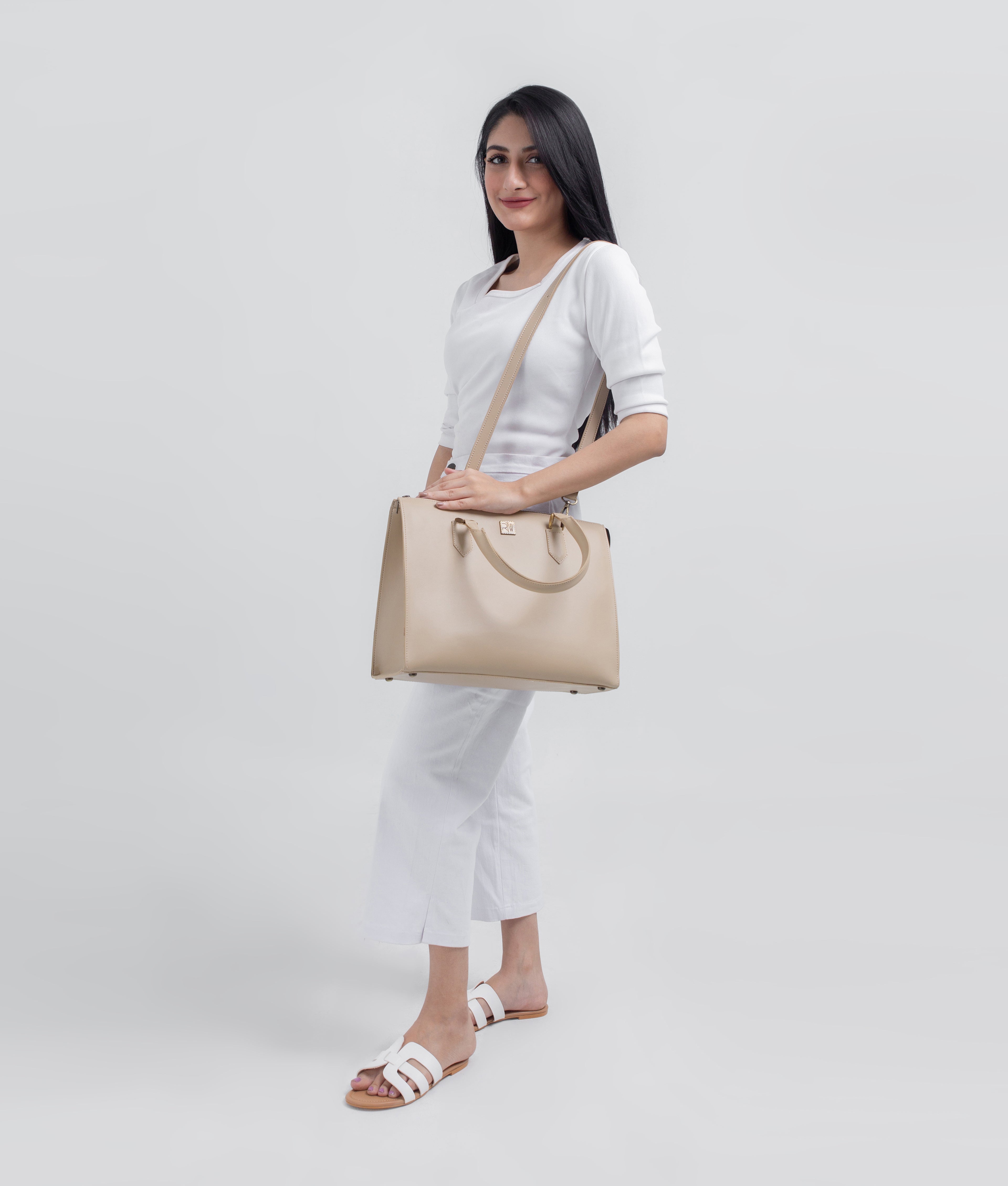 RTW Creation - Off-white workplace handbag