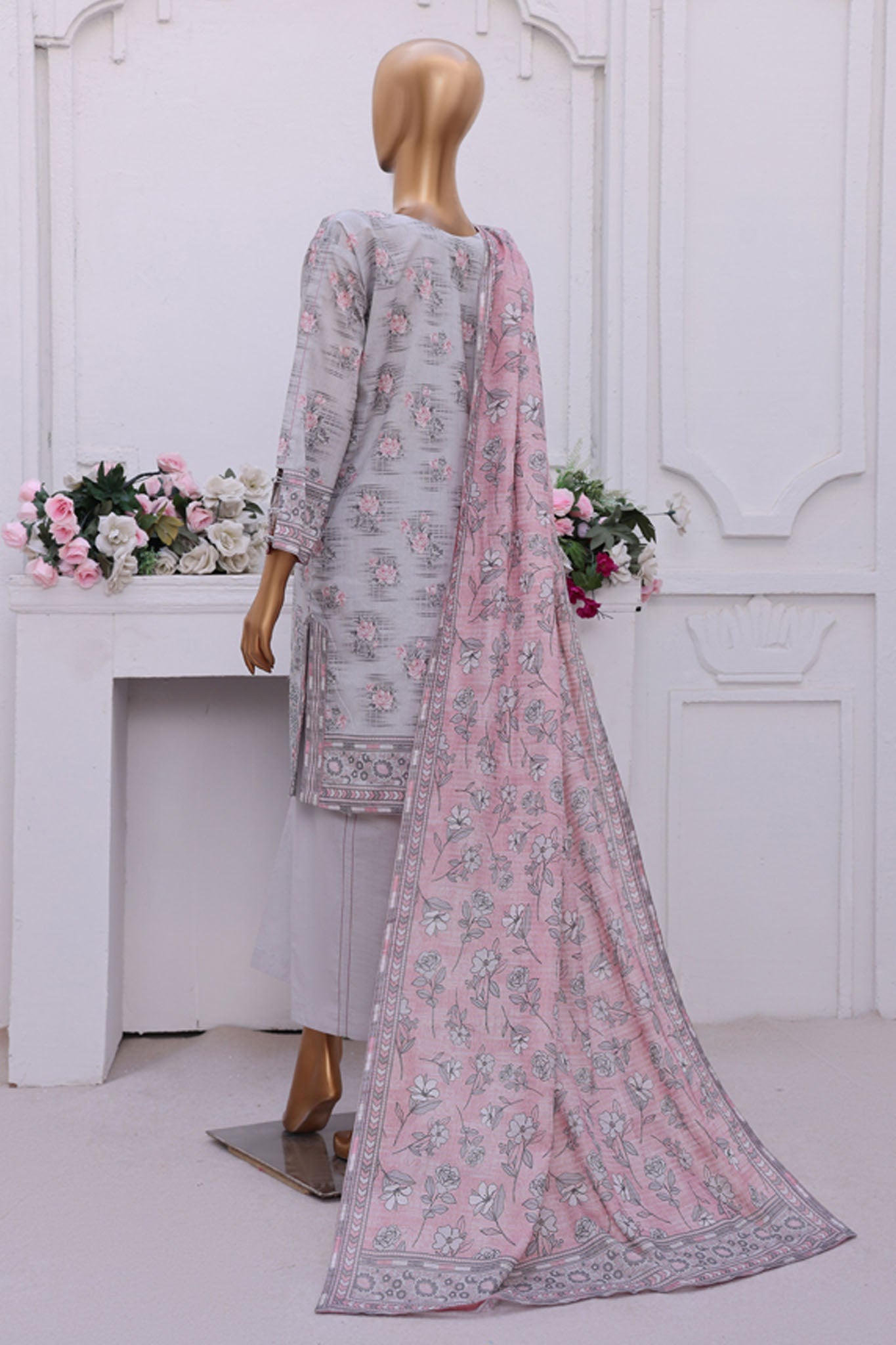 Aashkaar By HZ Stitched 3 Piece Emb Lawn Vol-2 Collection-PEC-117