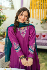 Mehndi Lagai Omal By Komal Stitched 3 Piece Wedding Formals Collection'2025-Shanze