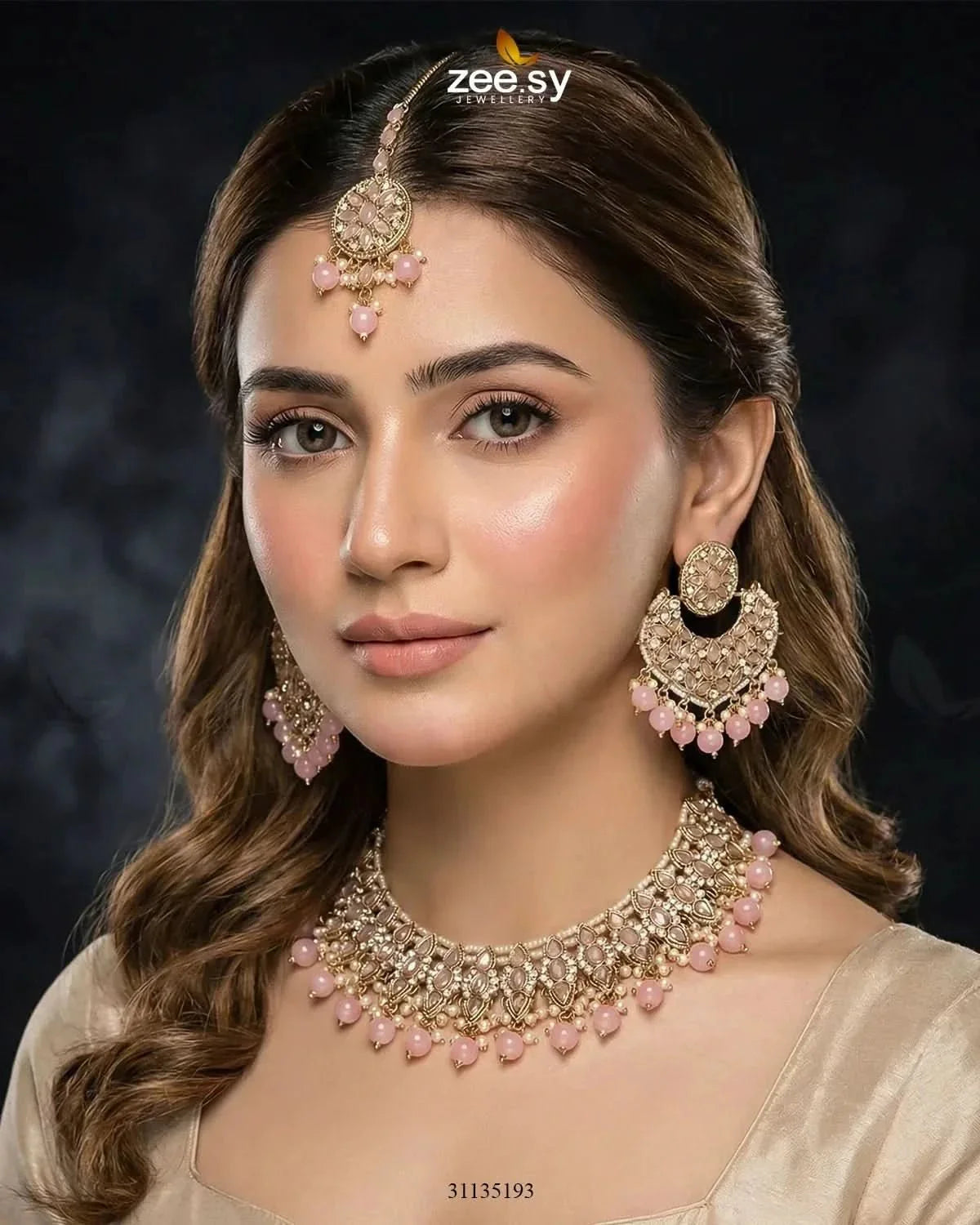 Pretty Bold Pearl Necklace Set