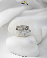 Maze Pattern Ring-8247 Silver - Zeesy Jewellery