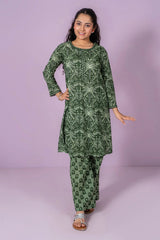 Shop ready made dresses for girls with latest suit designs. Soft, breathable outfits perfect for summer wear