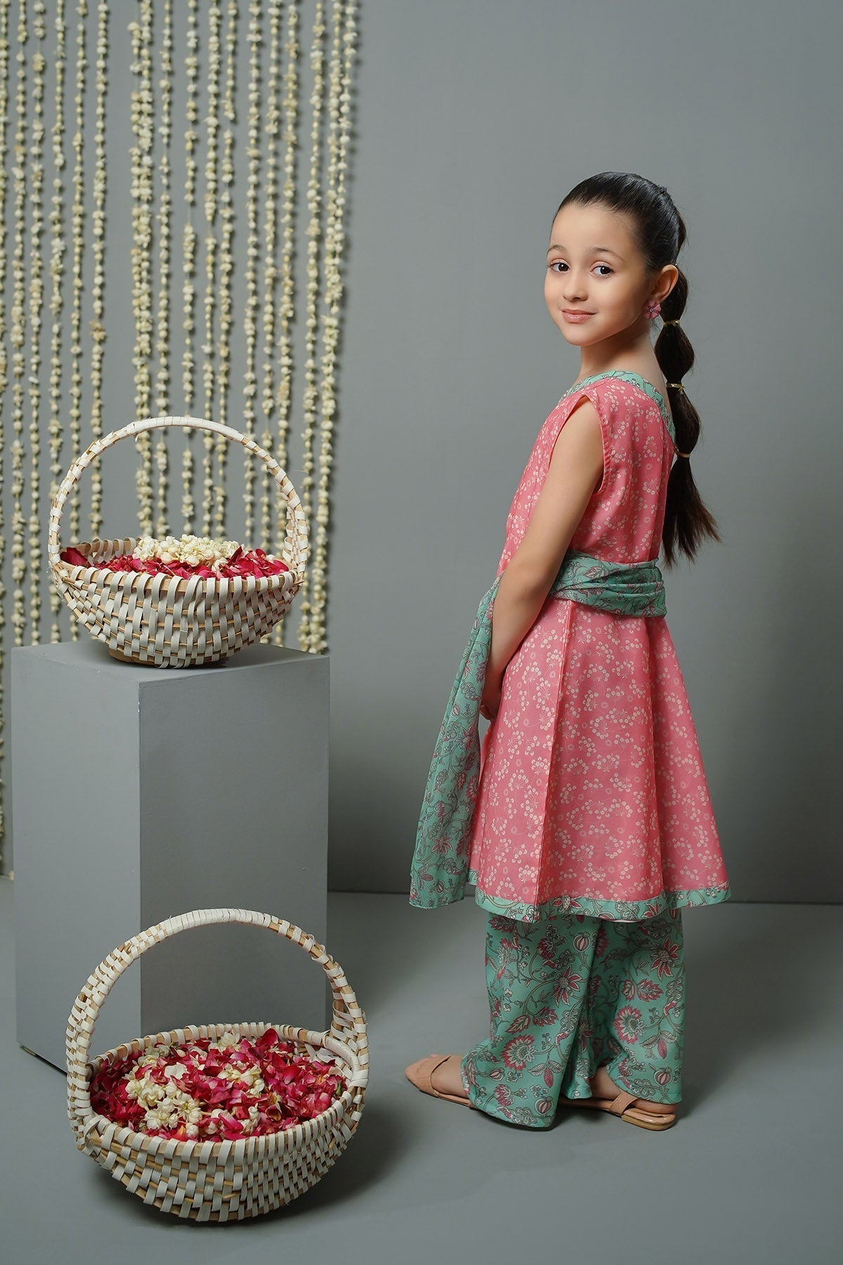 Swiss Lawn Digital Printed 3 Pc Suit - Wear Ochre