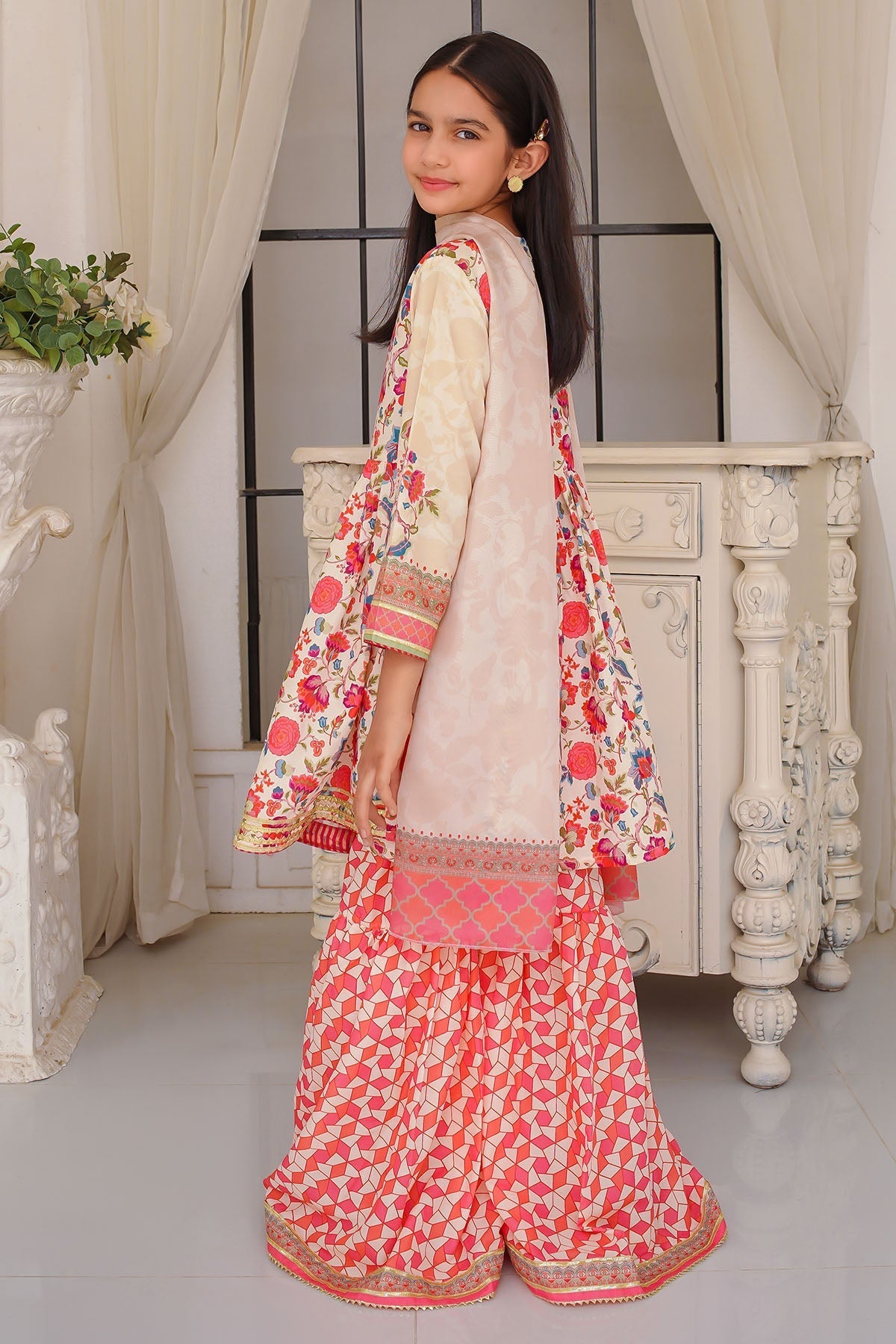 Swiss Lawn Digital Printed 3 Pc Suit - Wear Ochre