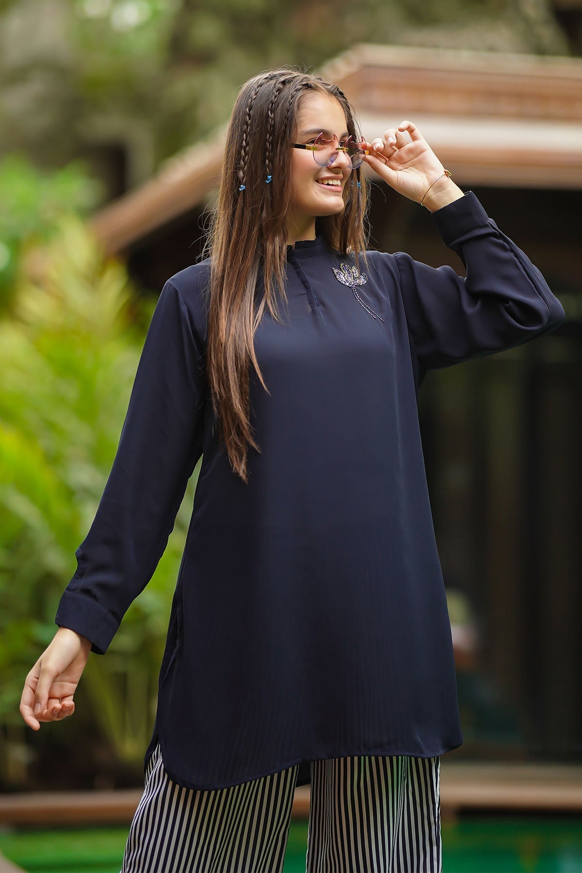 Ochre Clothing Girls Full Suits Georgette Hand Work 2 Pc Suit