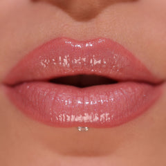 Revolution Pout Bomb Shimmer Gloss Shine Pink