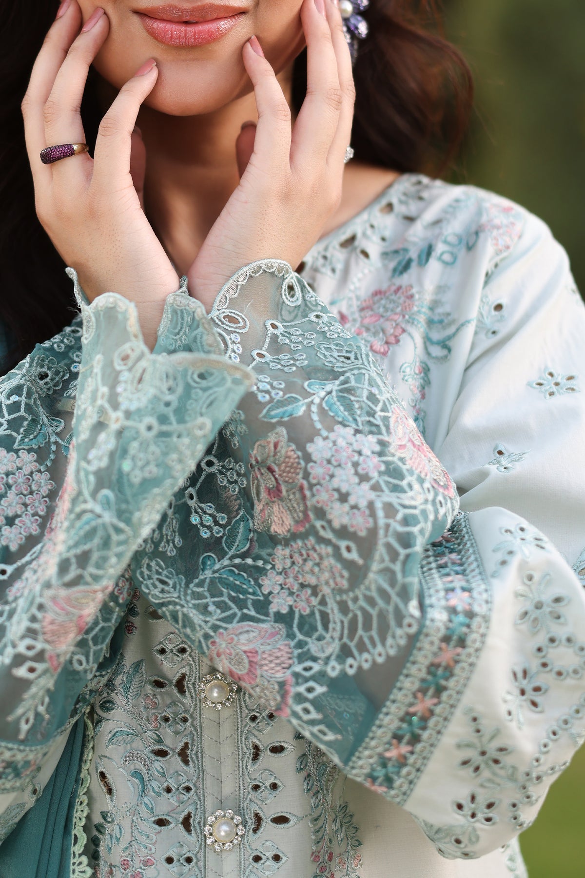 Hayam By Imrozia Serene Unstitched 3 Piece Luxury Eid Lawn Collection'2025-SL 88 HIBA