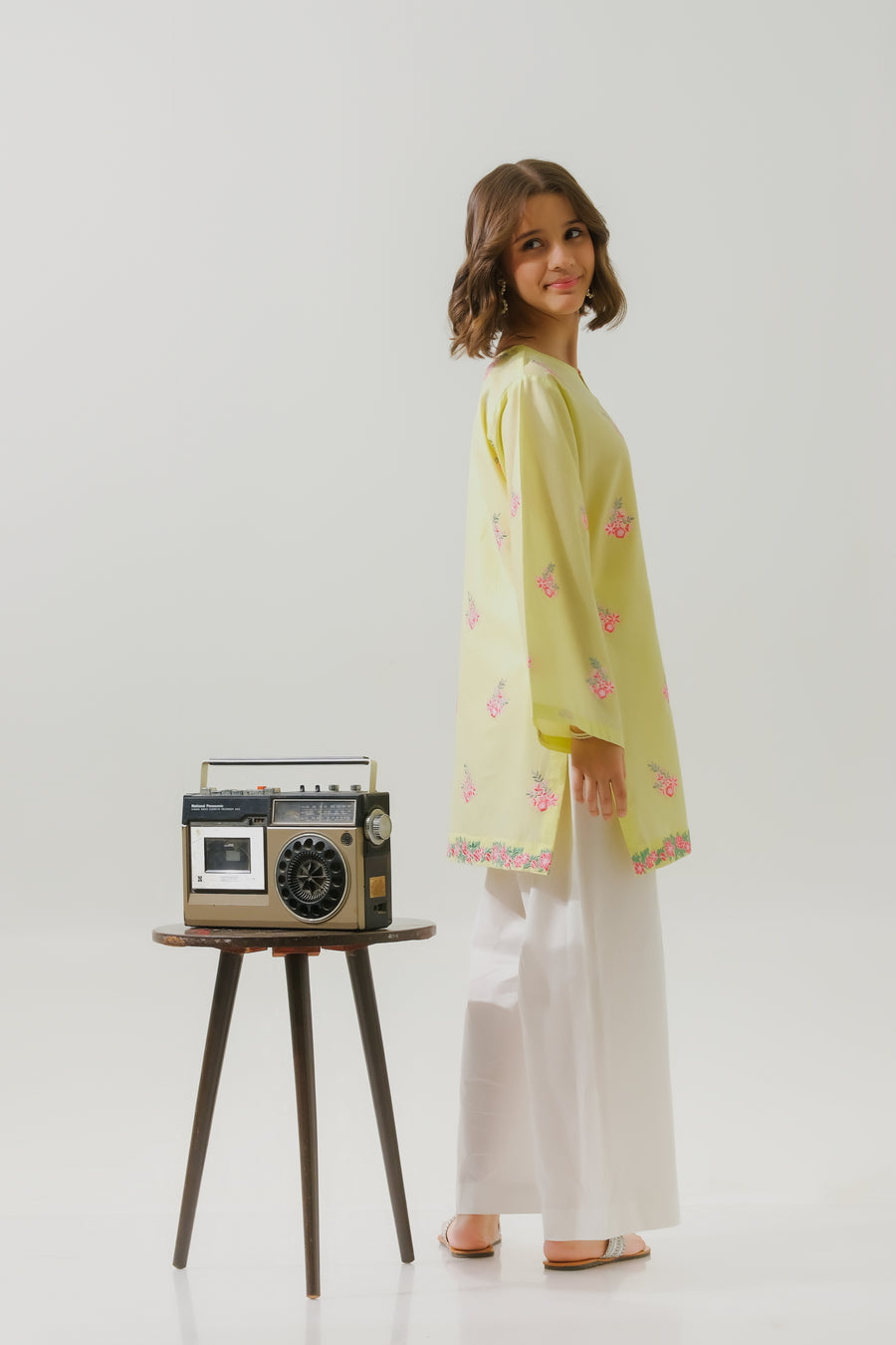 Sprinkles Stitched 1 Piece Summer Shirts Kids Collection'2025-Sunshine Daisy  - 1pc - Embroidered
