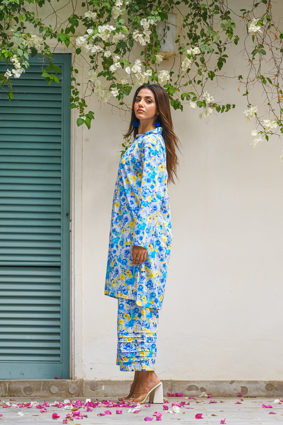 Sprinkles Stitched 2 Piece Summer Luxury Lawn Women Collection'2025-Sapphire - 2-Piece Luxury Lawn Set