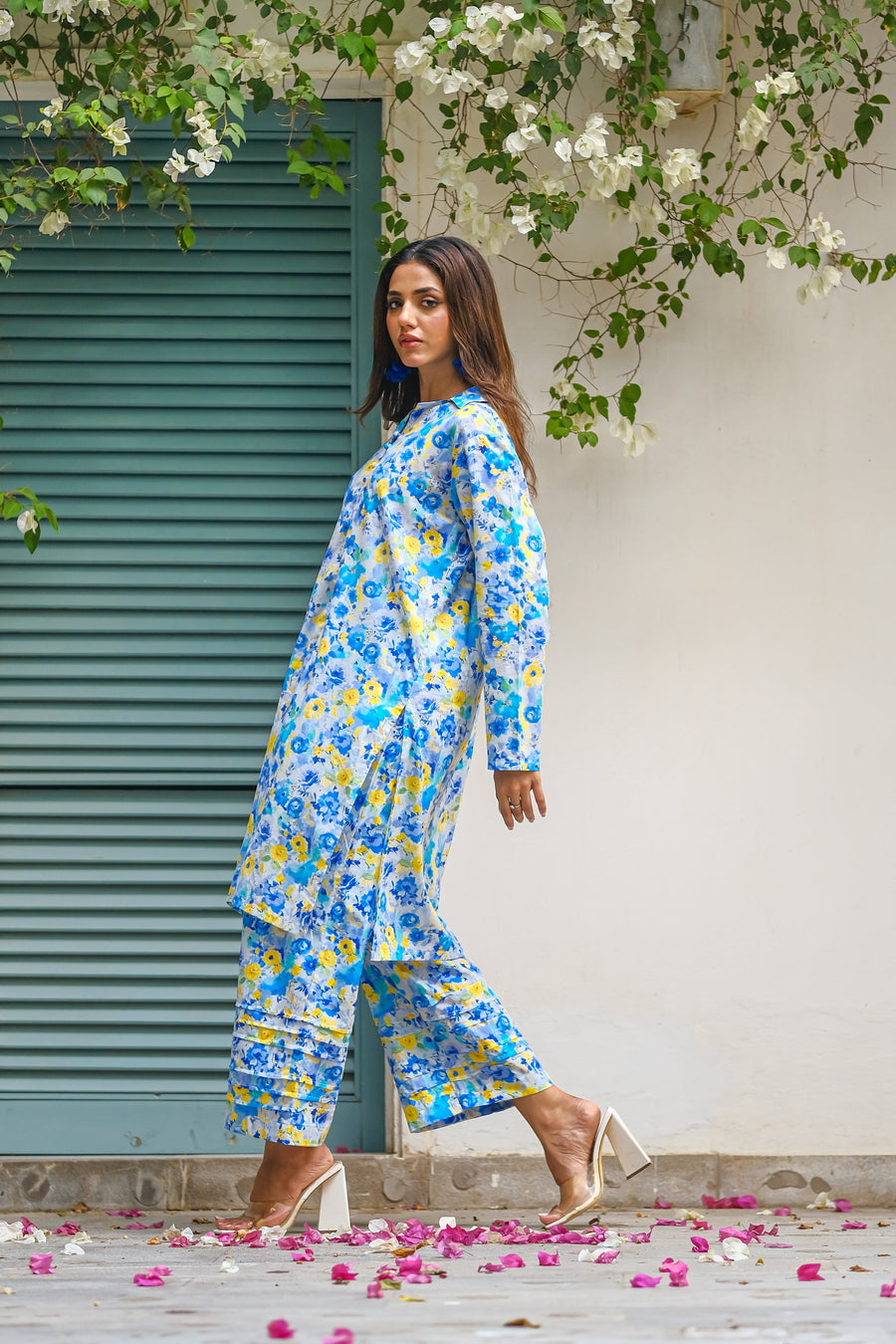 Sprinkles Stitched 2 Piece Summer Luxury Lawn Women Collection'2025-Sapphire - 2-Piece Luxury Lawn Set