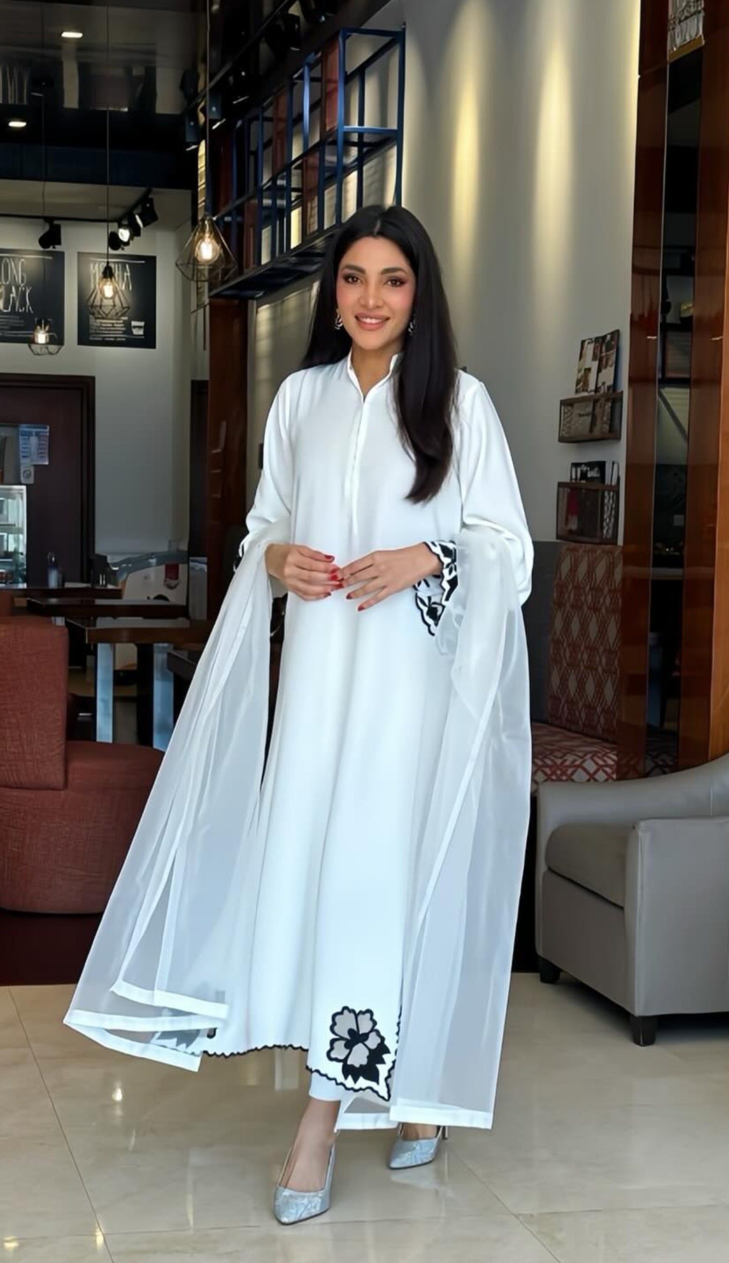 Manahils Stitched White Premium Scallop