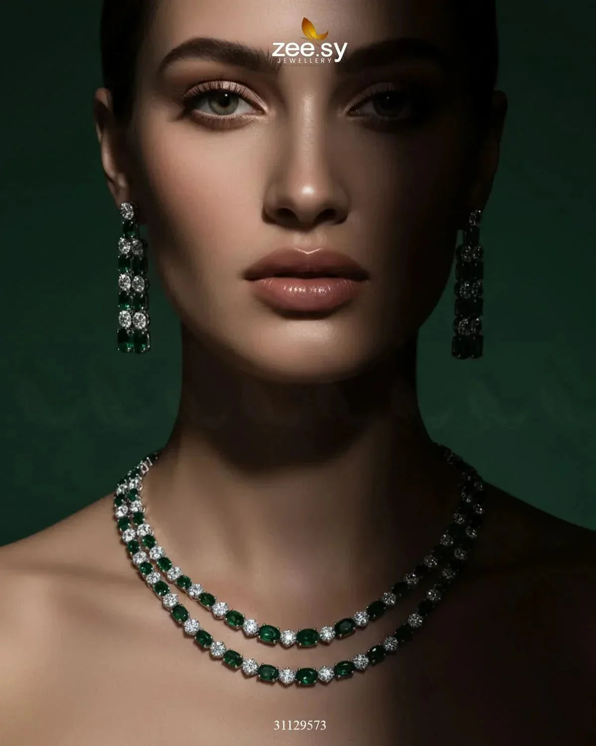 Silver Frost Glimmer Necklace Set