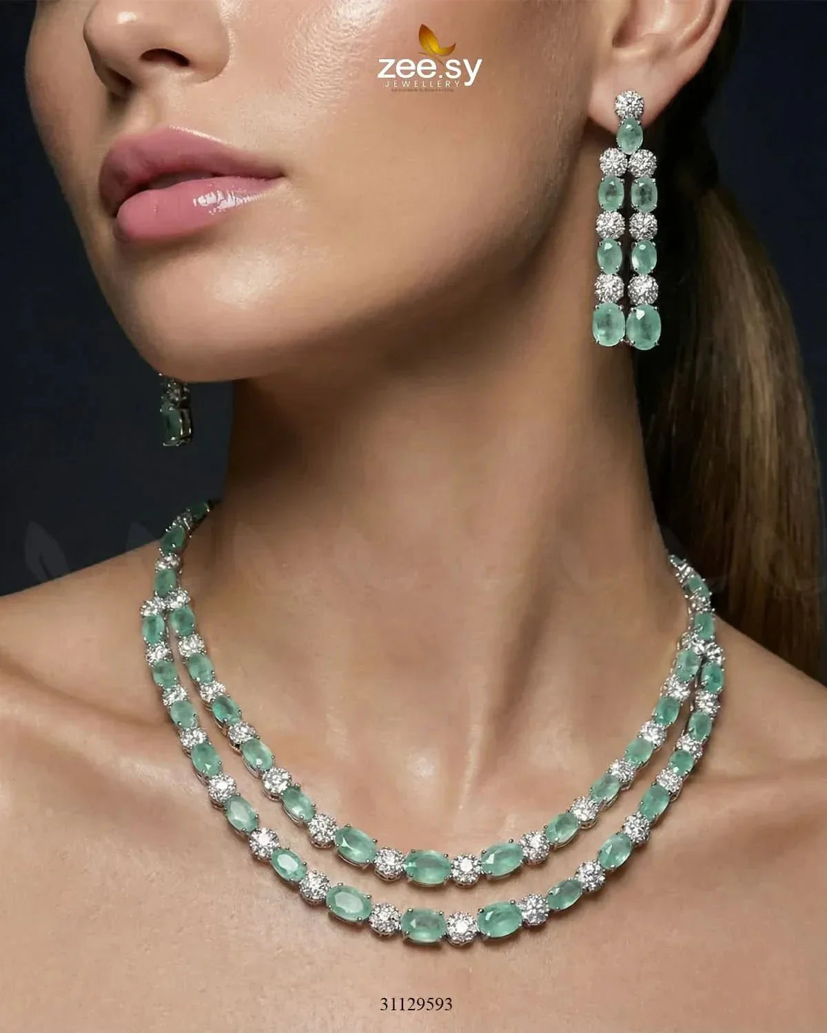 Silver Frost Glimmer Necklace Set