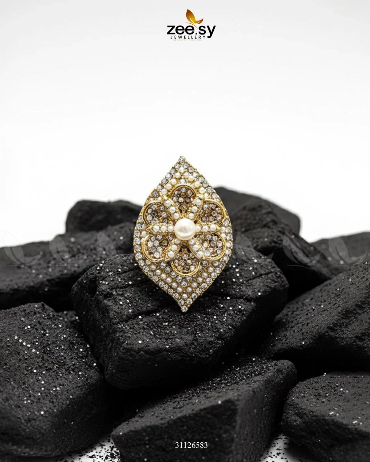 Starlit Leaf Cluster Pave Ring - Zeesy Jewellery