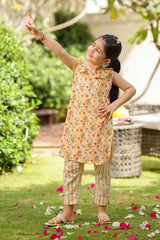 Shop stylish lawn printed 2 pc suits for kids made with soft, breathable cotton.