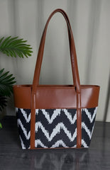 Fineur Shoulder Canvas Bag ZigWave - Brown