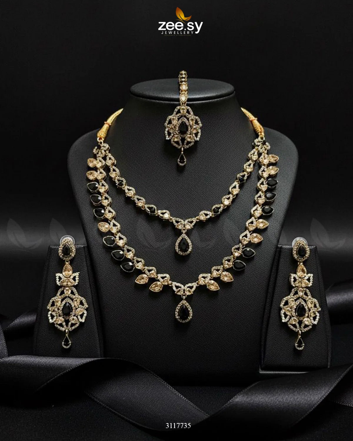 Urwa Hocane Necklace Set Golden Black - Zeesy Jewellery