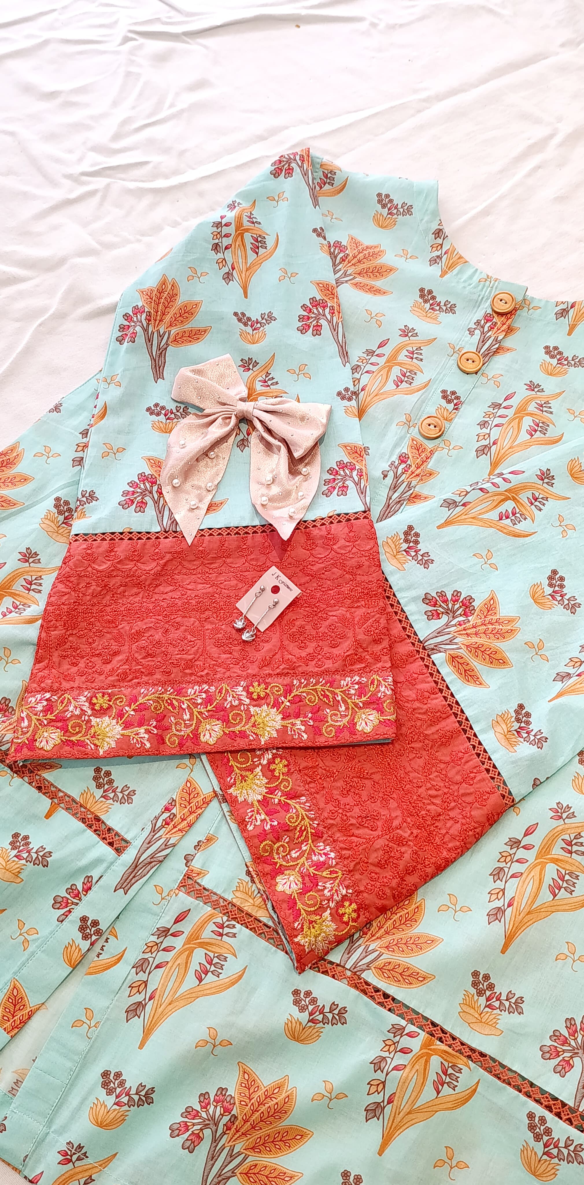 Urban Cut 2 Piece Lawn Embroidered  Co- Ord Set