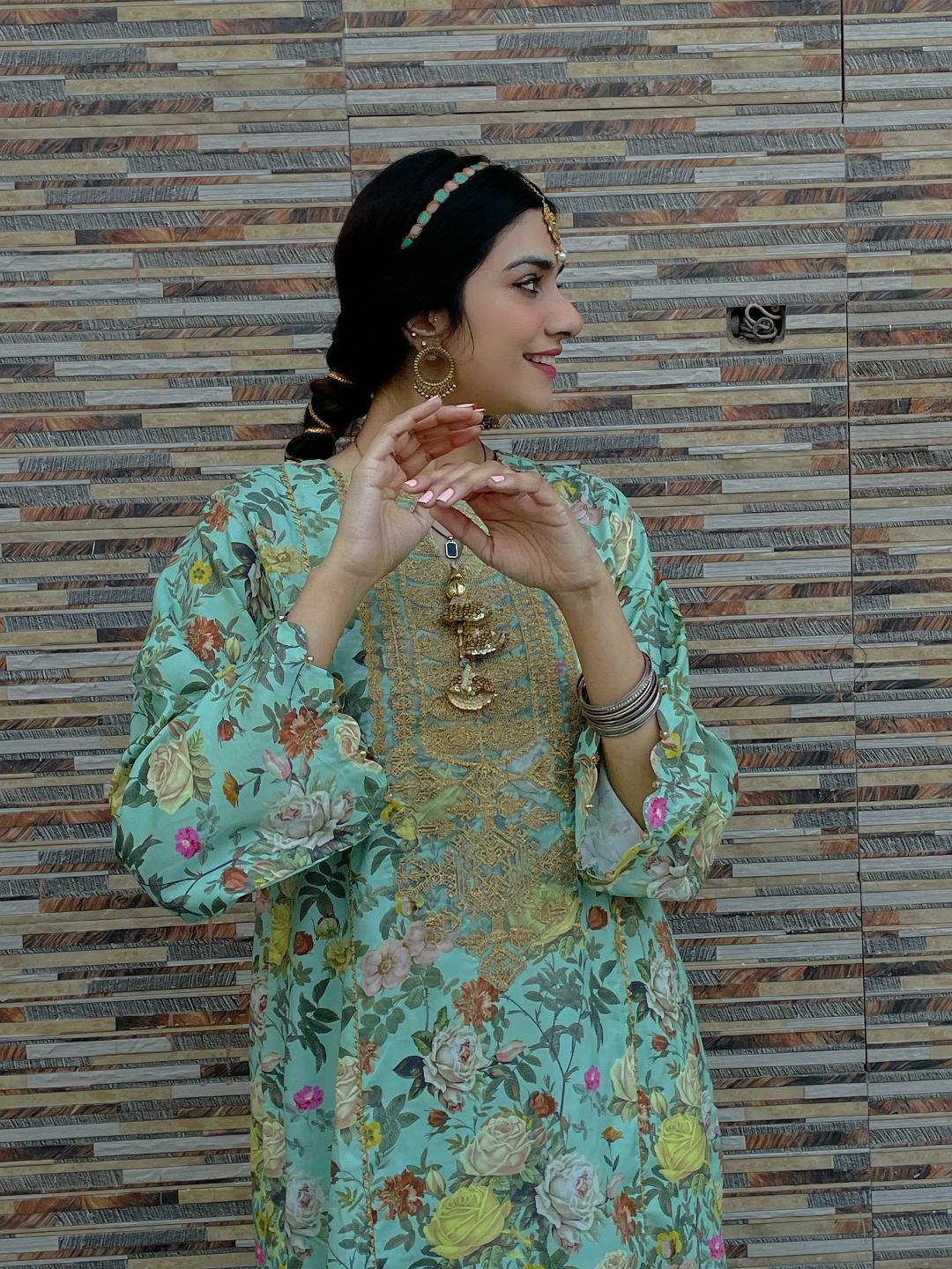 Urban Cut 2 Piece Embroidred Cotton/Viscose  Printed  Suit