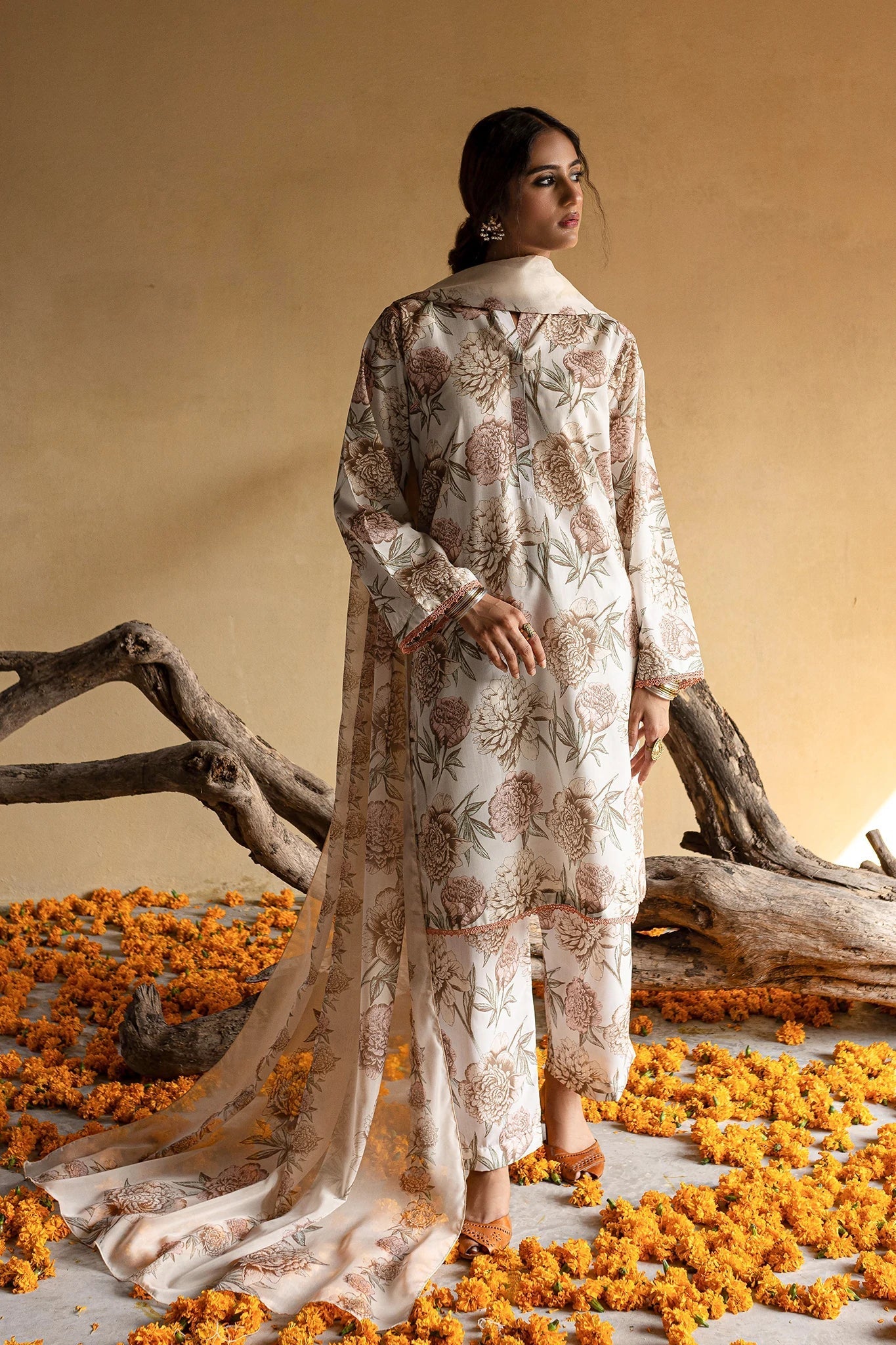 Khizaan By Mannat Clothing Stitched Collection-Zarineh