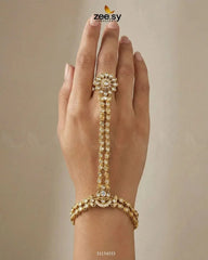 Zarmina Floral Kundan Anja Bracelet