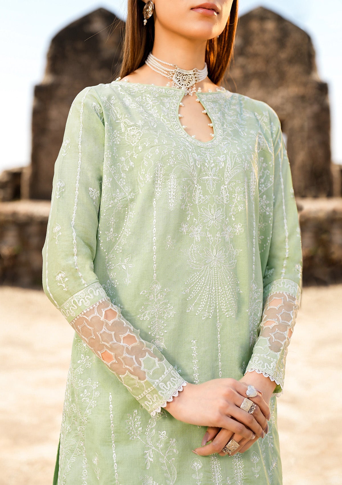 aik-atelier-pardes-lawn-24-look-02-2