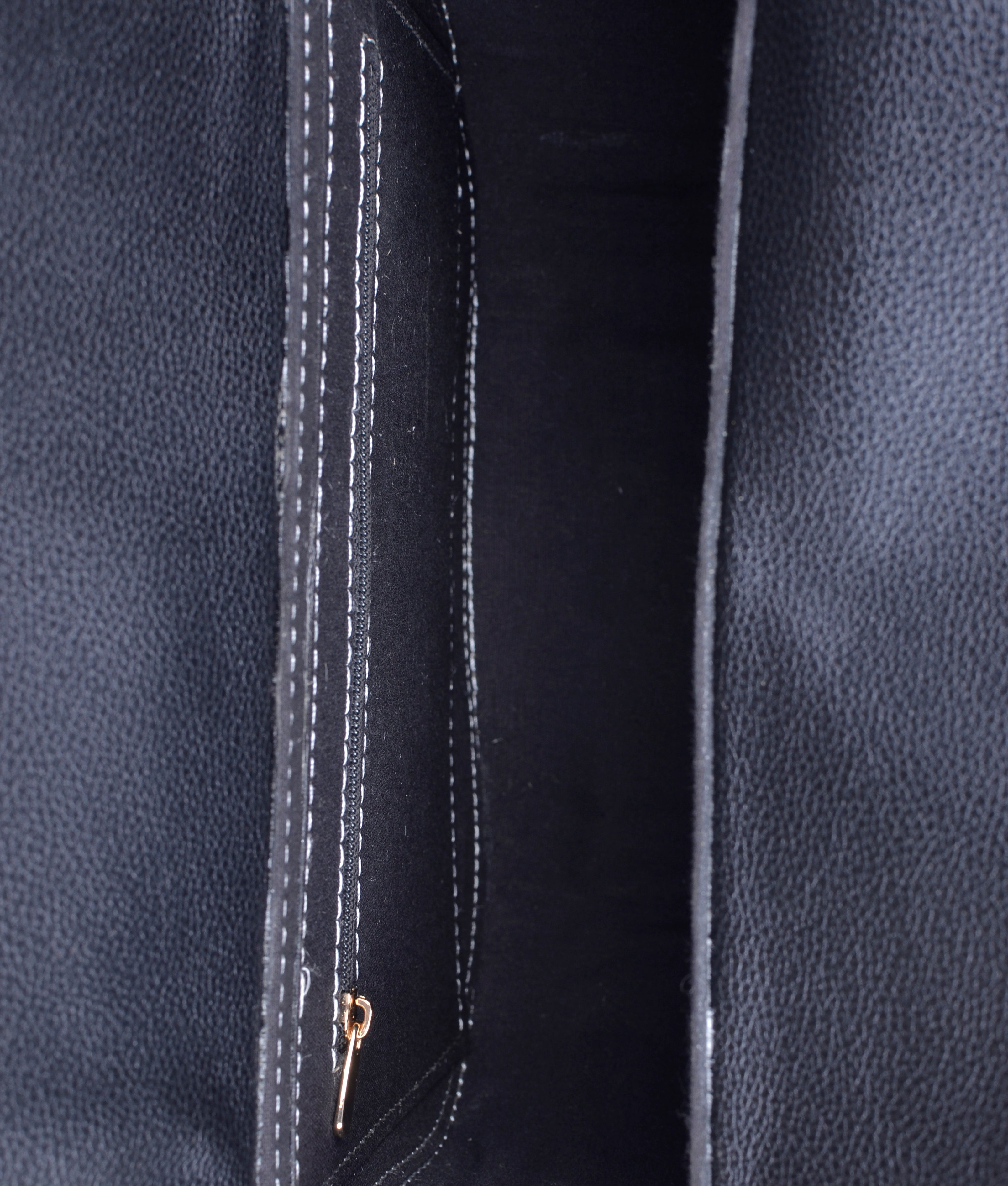 RTW Creation - Black push-lock saddle bag