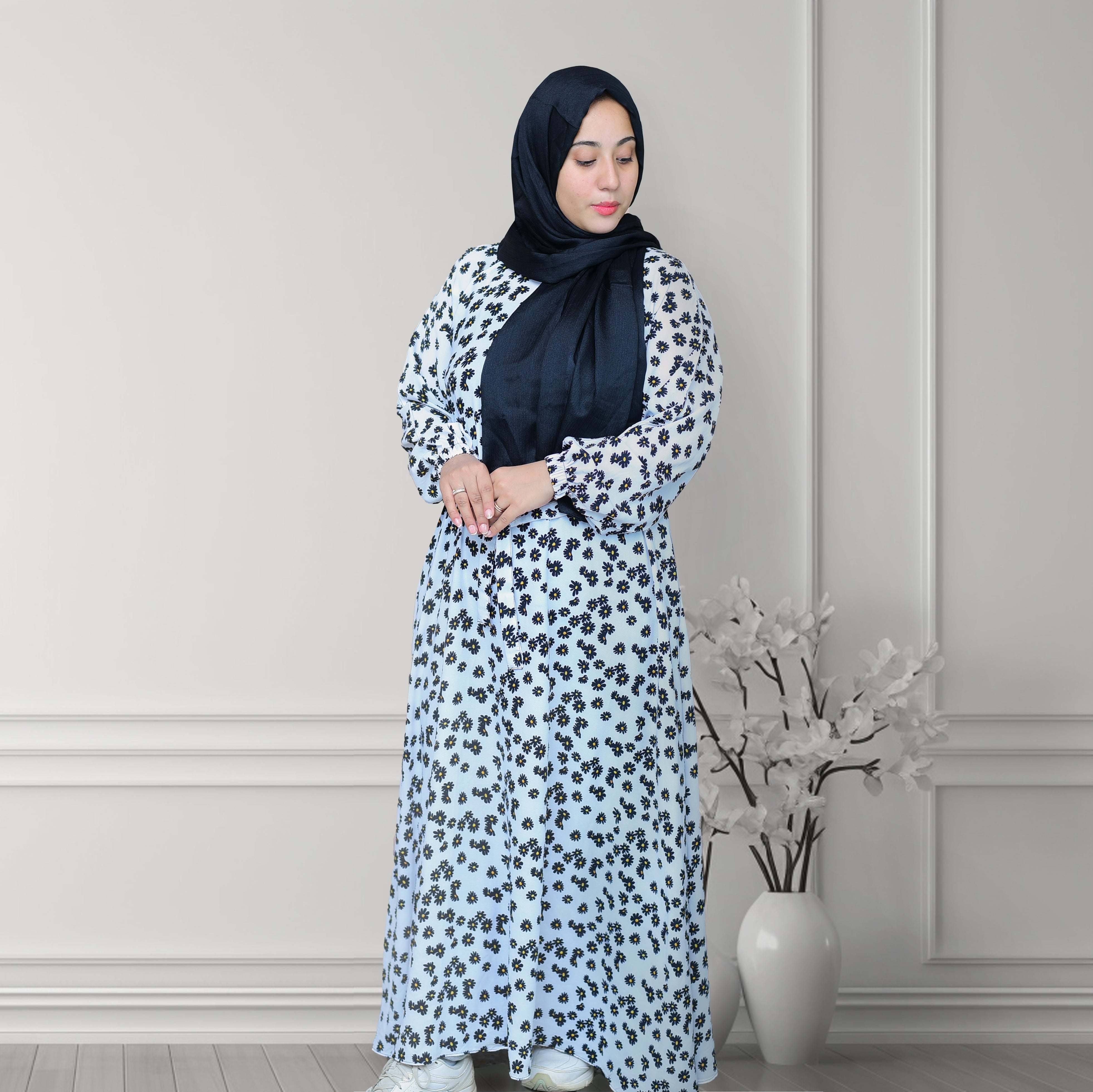 Bustangi Floral Abaya