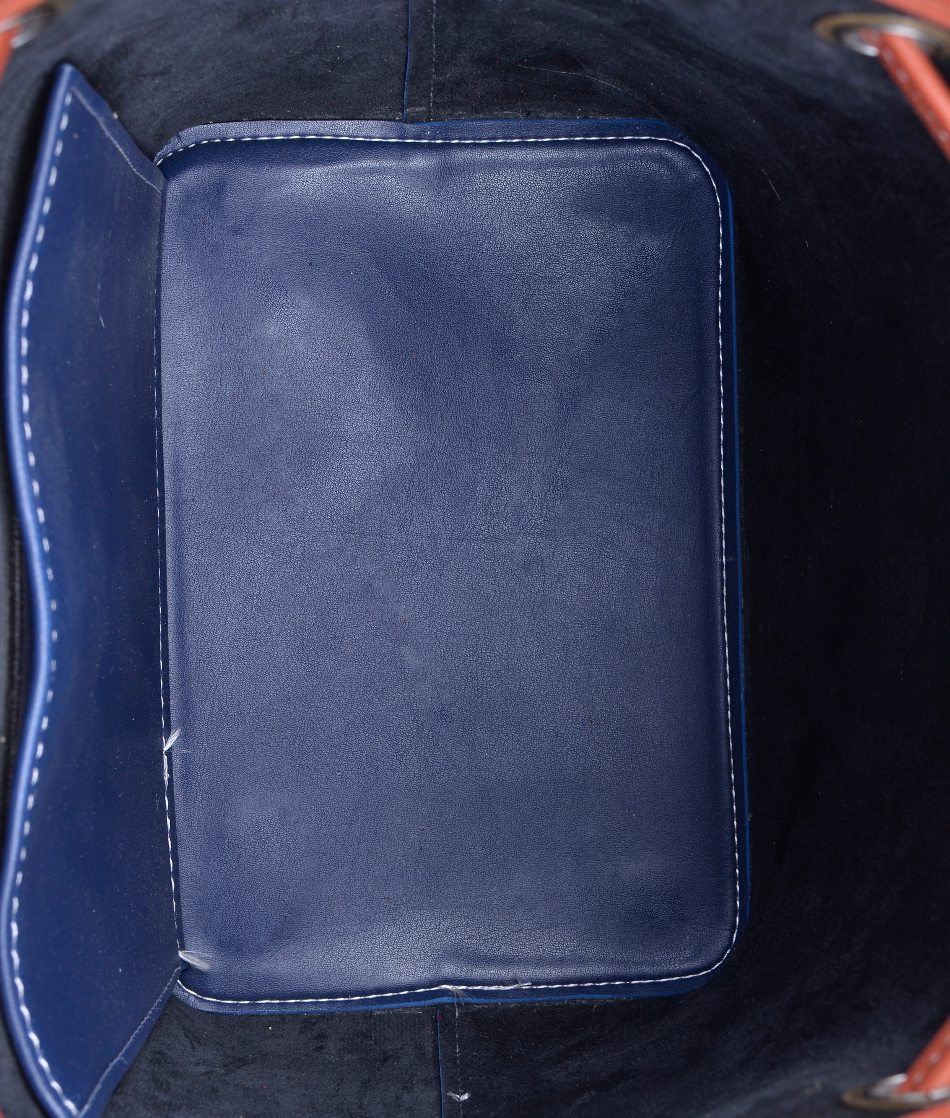 RTW Creation - Blue and rust bucket bag with zipper pocket