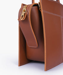 RTW Creation - Brown trapeze top-handle bag