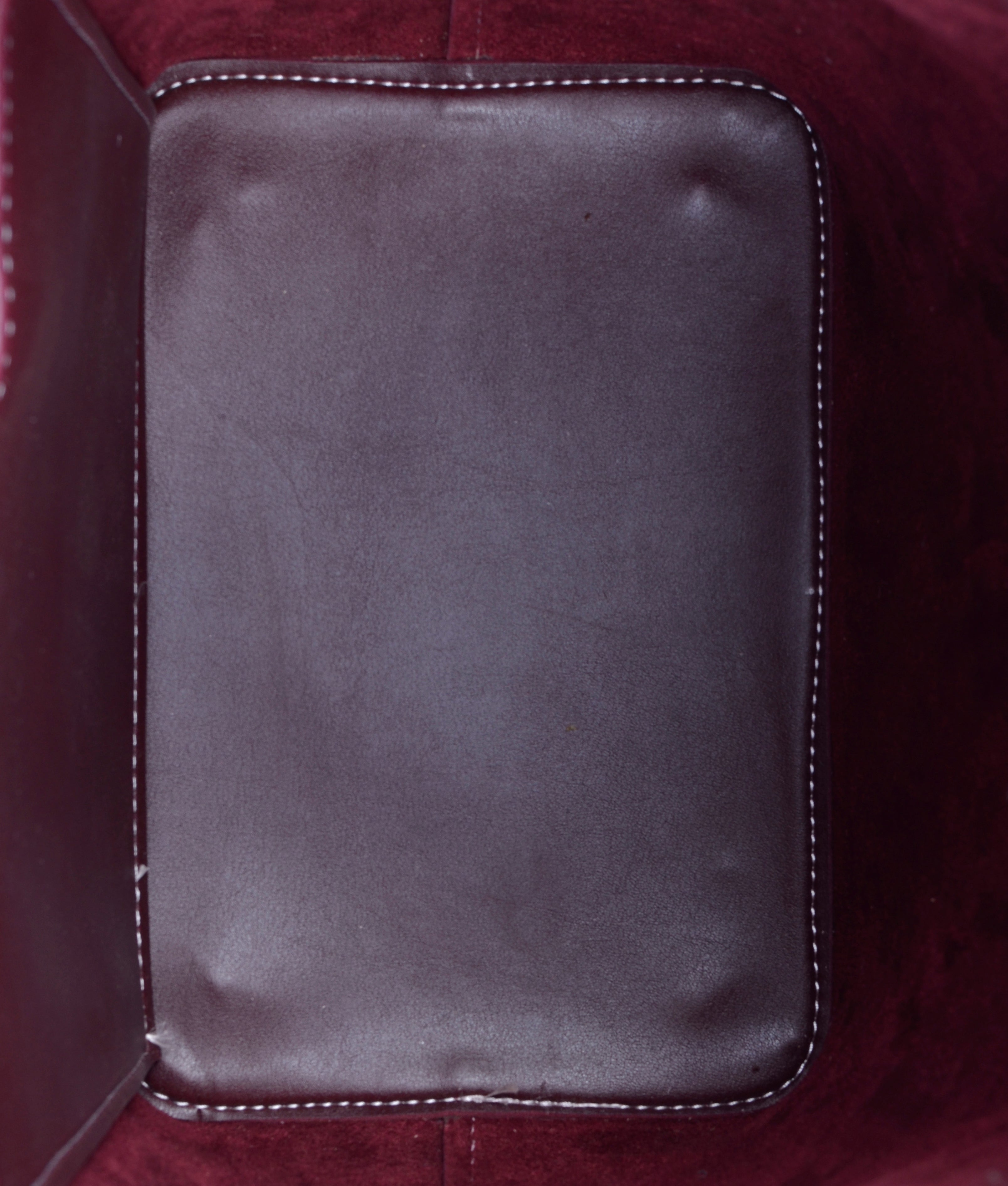 RTW Creation - Burgundy bucket bag with zipper pocket