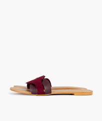 RTW Creation - Burgundy suede flats
