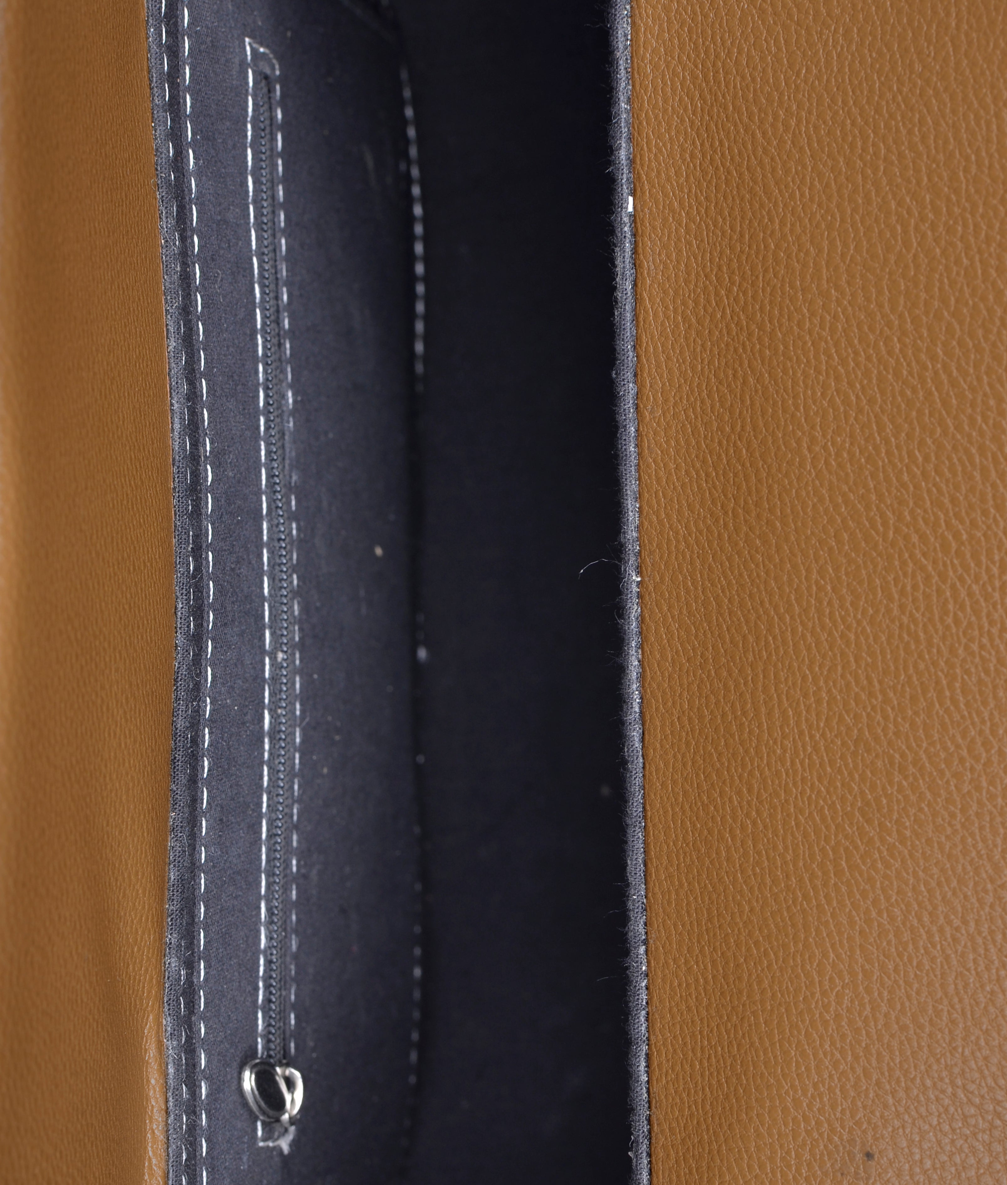 RTW Creation - Coffee push-lock saddle bag