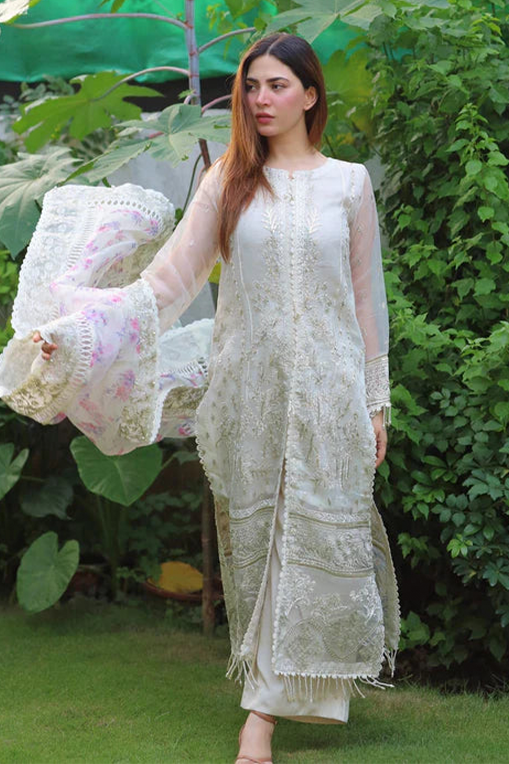 Meeral Luxe Unstitched 3 Piece Formals Collection'2025-Husn-e-Nazar - Meeral Luxe