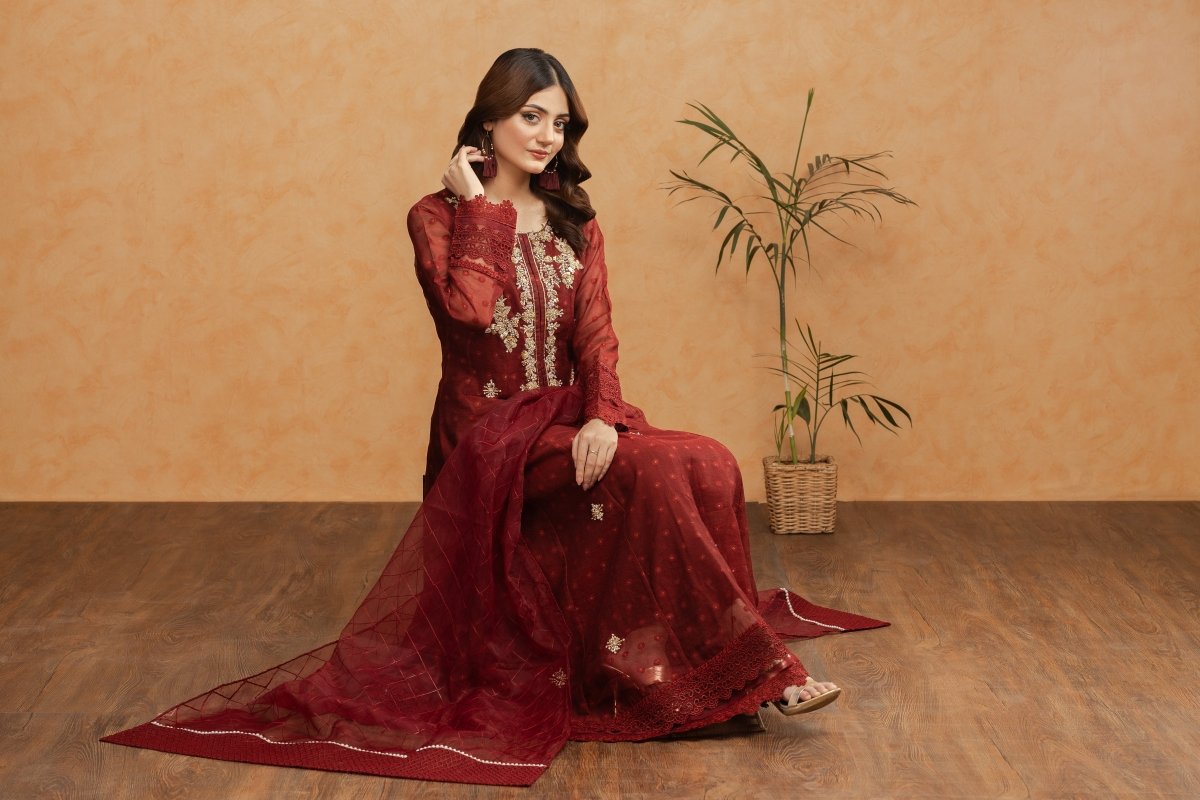 Manahils Stitched Formals K-204-Crown