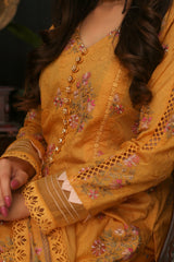 Threads & Weaves 3 PC - Embroidered Lawn Suit-L23204