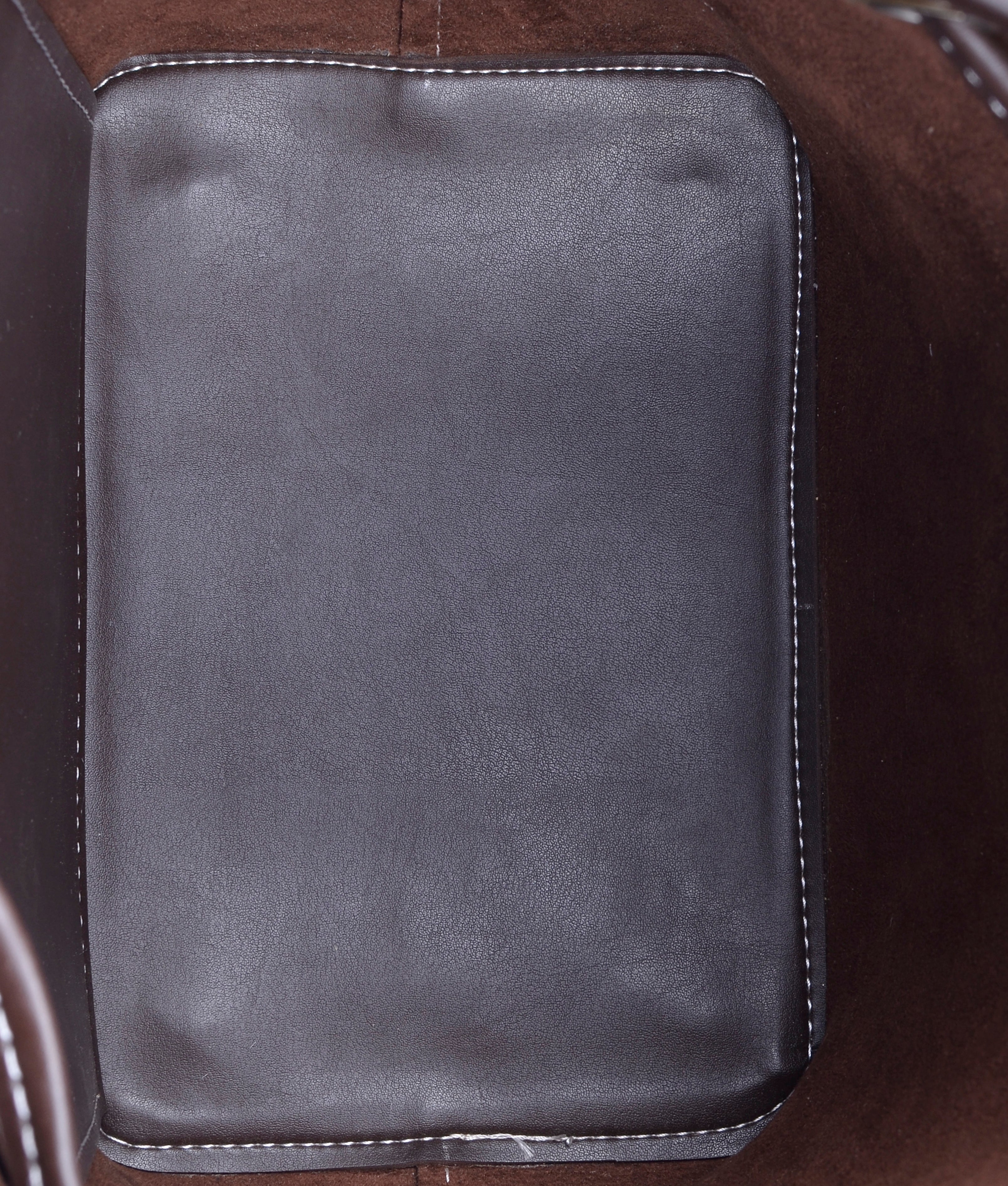 RTW Creation - Dark brown bucket bag with zipper pocket
