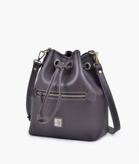 RTW Creation - Dark brown bucket bag with zipper pocket