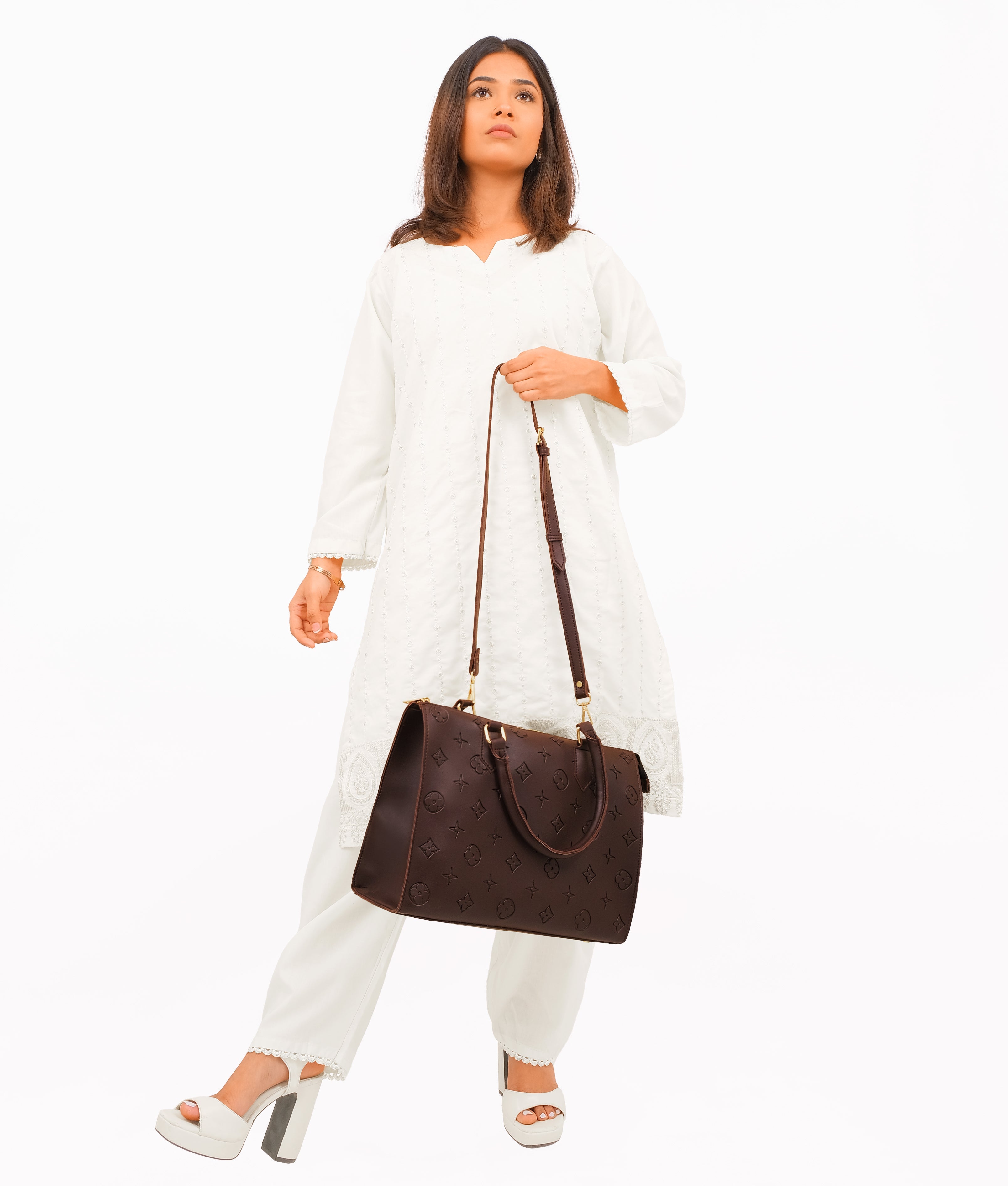 RTW Creation - Dark brown on-the-go handbag