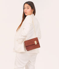 RTW Creation - Dark brown suede chain shoulder bag with twist lock