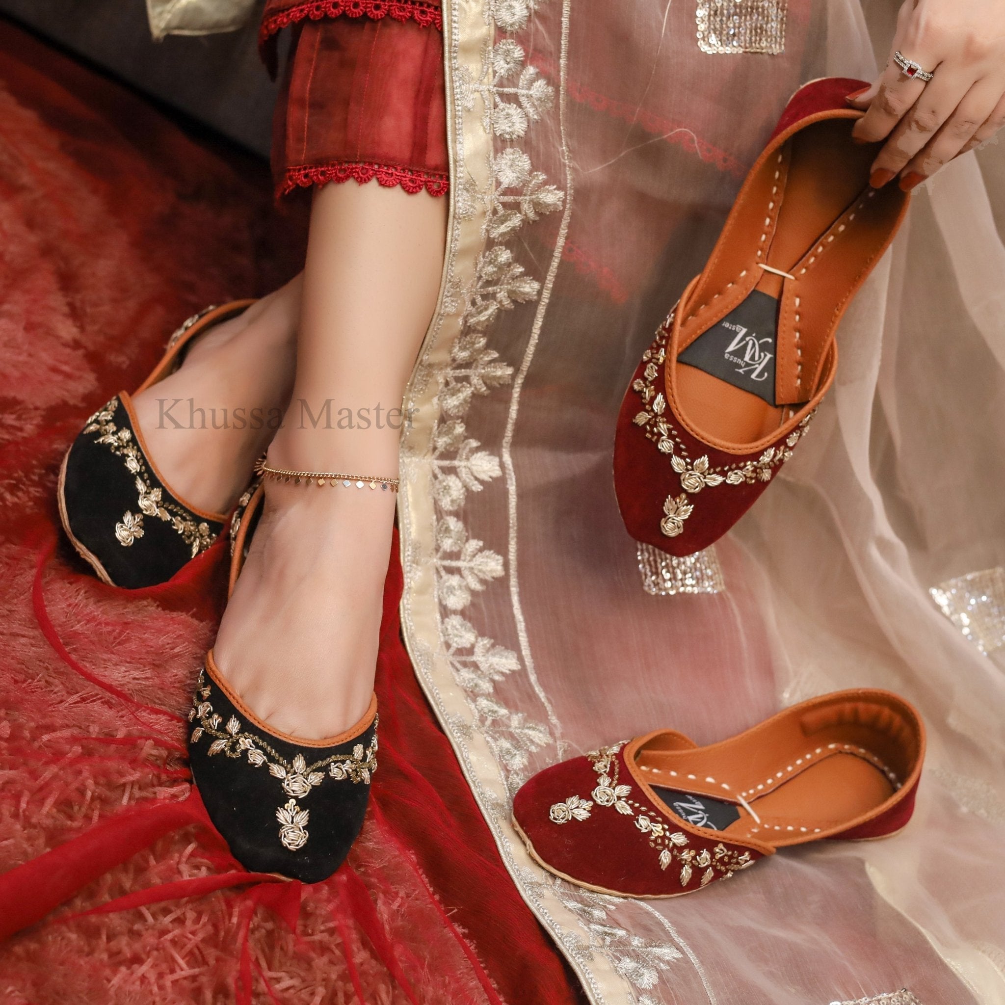 DECENT BLACK - Khussa Master