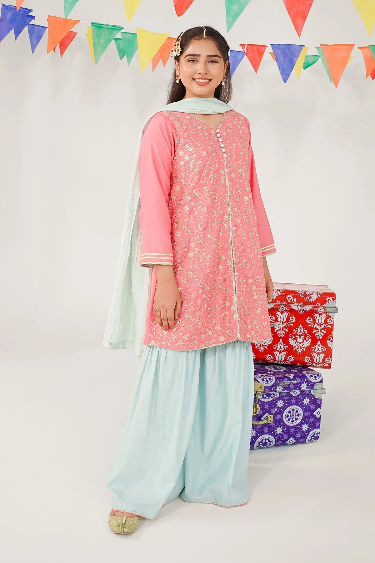 Discover beautiful party wear dresses for girls with exquisite embroidery designs