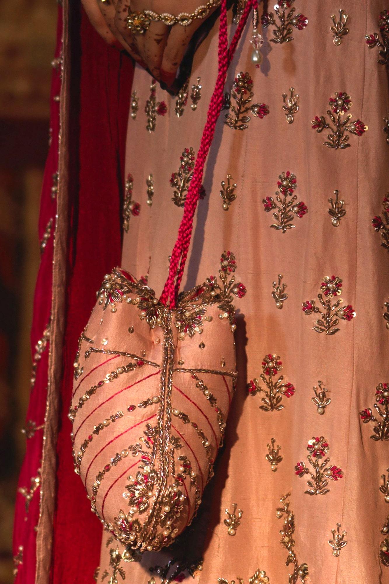 Bridal Pouch By Zaaviay Gul E Rana Pouch