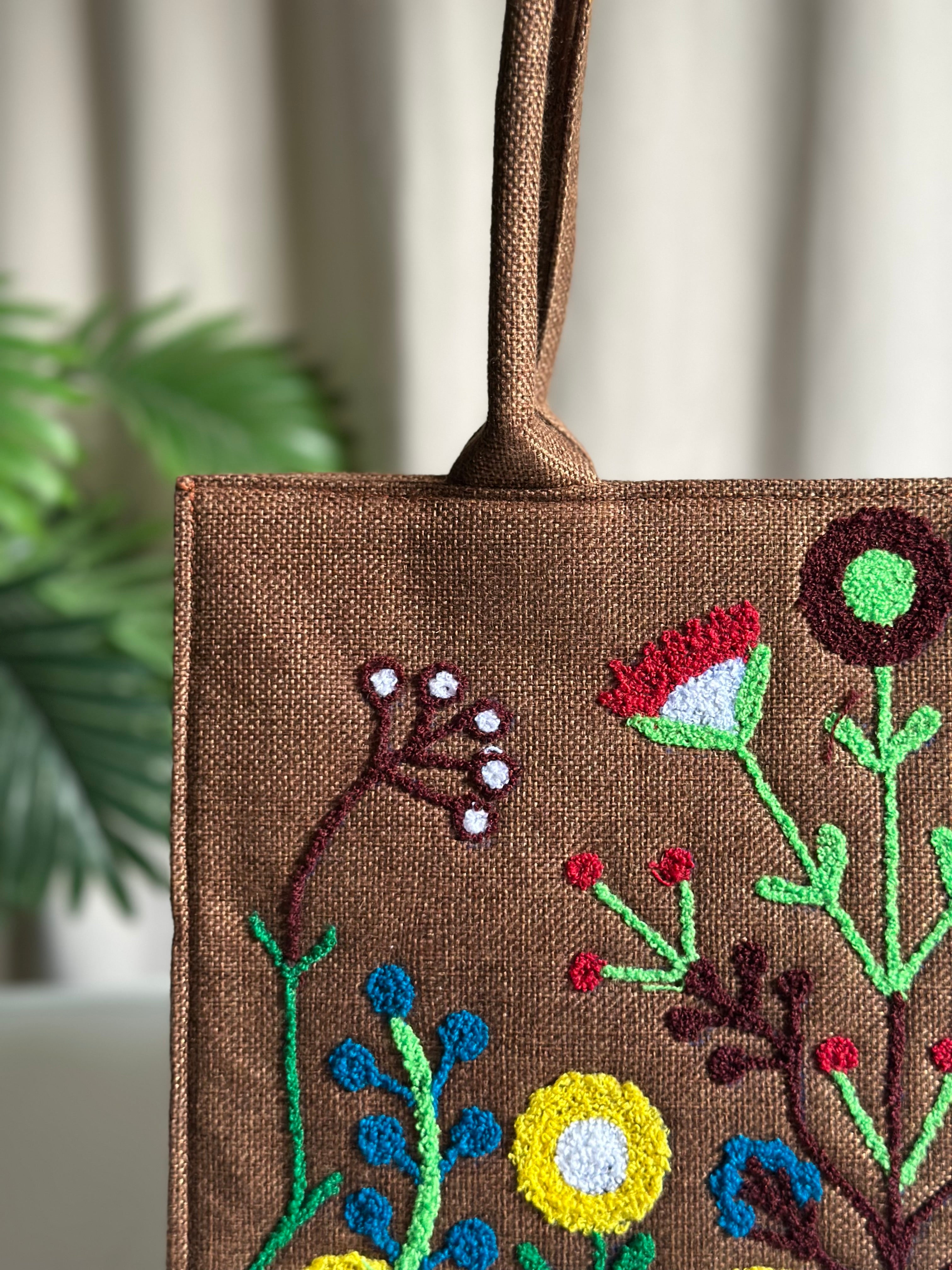 floral embroidered jute tote bag for women Pakistan