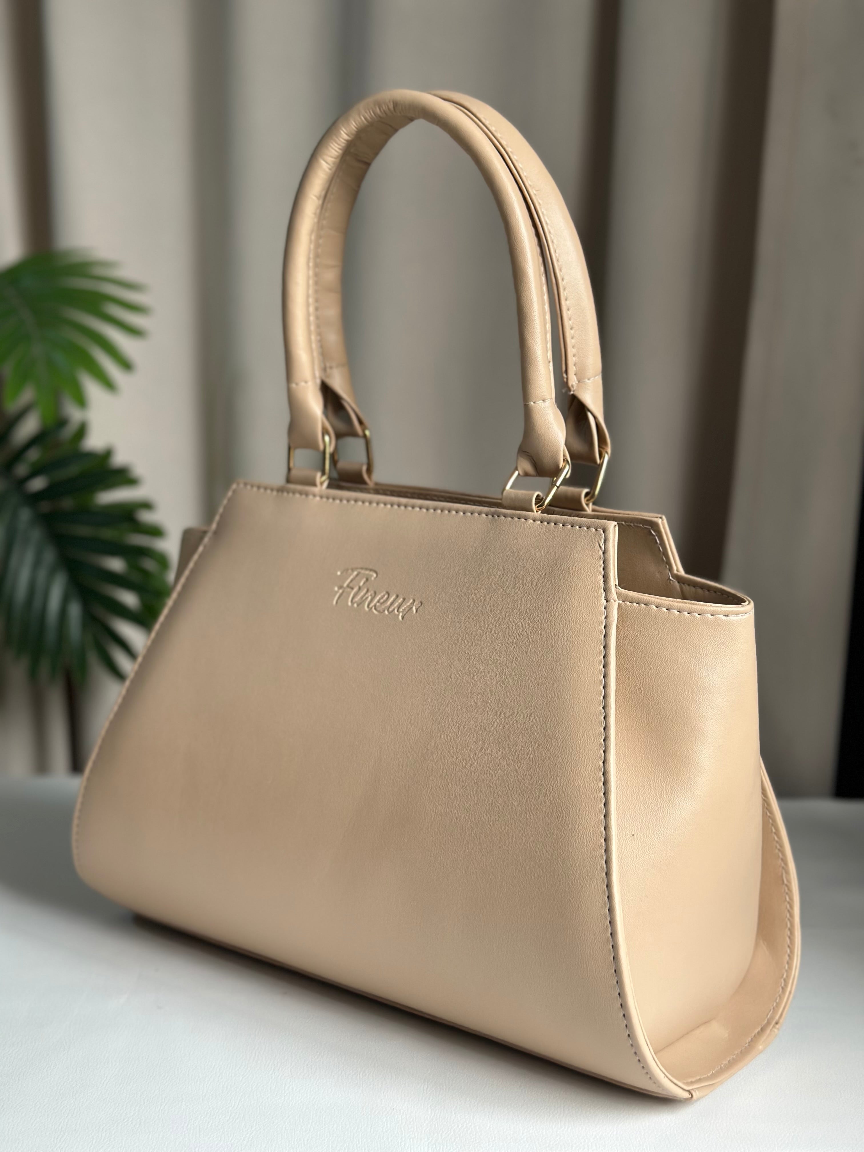 Best Shoulder Bags In Pakistan