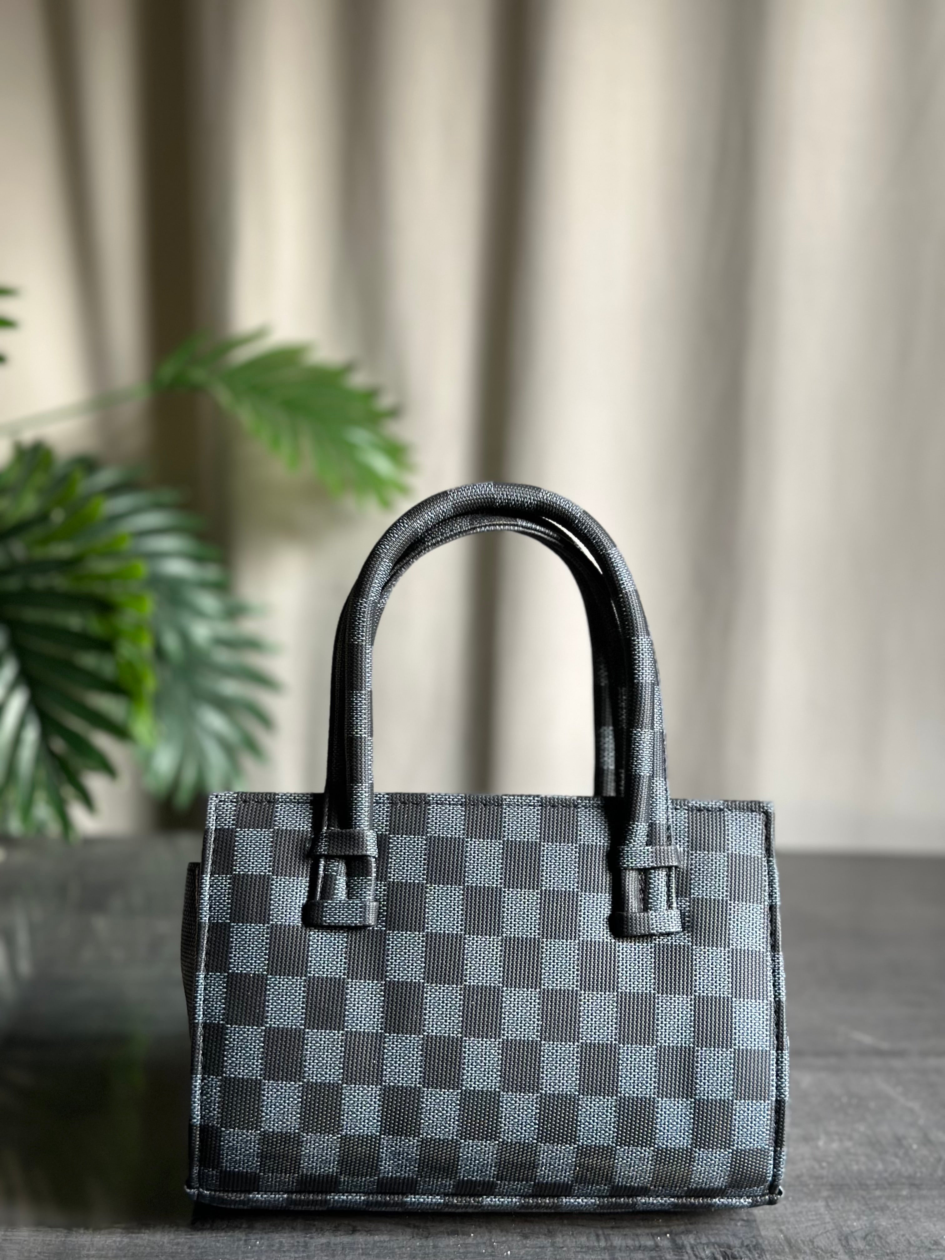 Checkered Style Handbag Design for women 2026